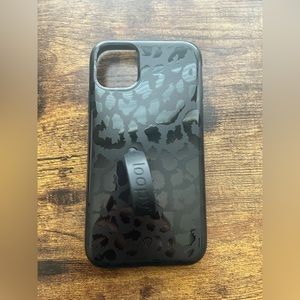 Midnight leopard (black), iPhone 11, loopy case